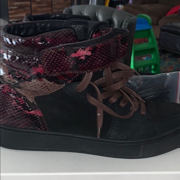 Men’s YSL sneakers - Picture 6 of 7